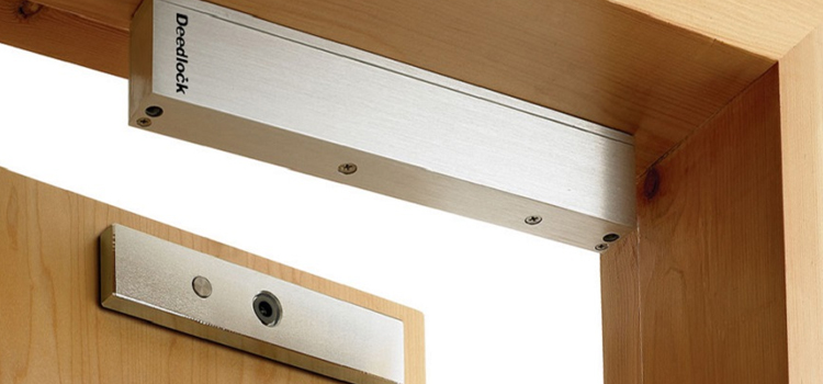 Magnetic lock installation Ventura